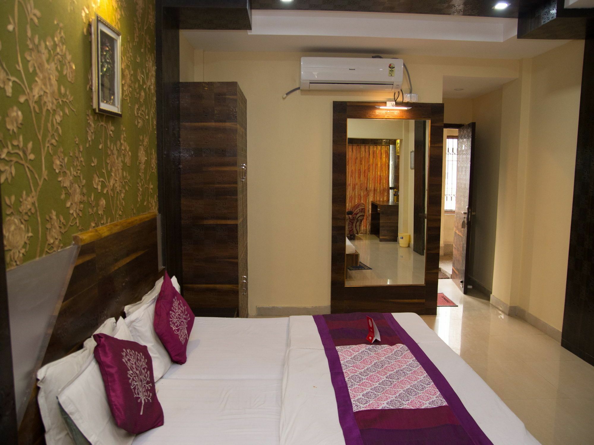 Oyo 4065 Hotel Richi Bhuvanesvar Kültér fotó