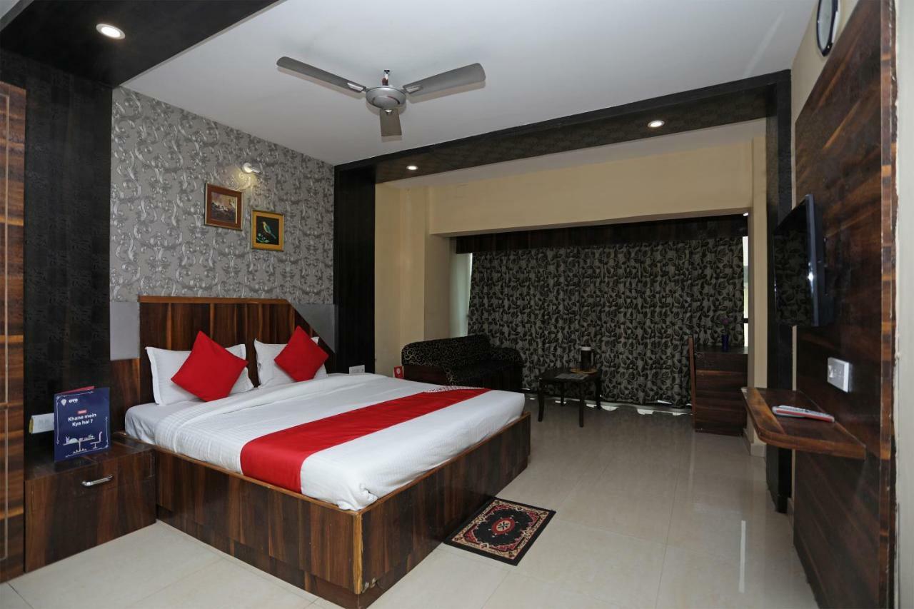 Oyo 4065 Hotel Richi Bhuvanesvar Kültér fotó