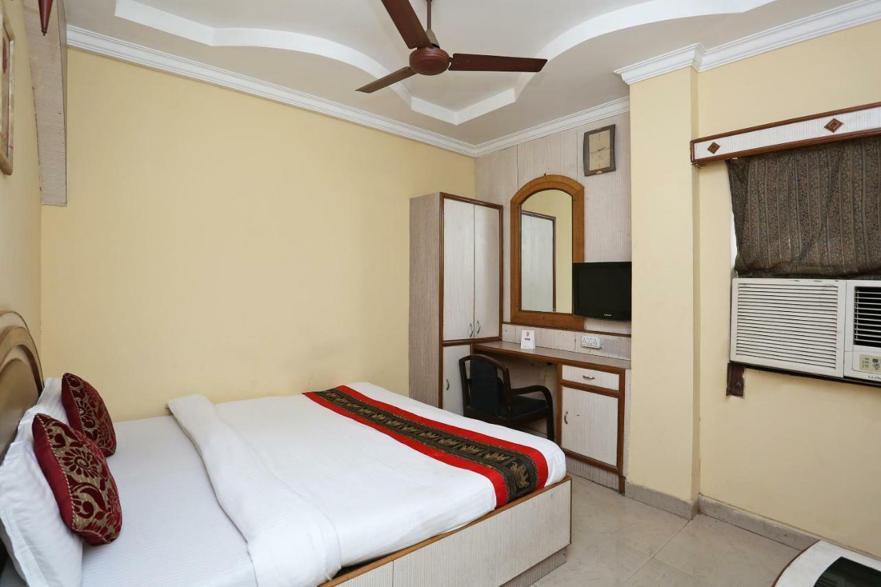Oyo 4065 Hotel Richi Bhuvanesvar Kültér fotó