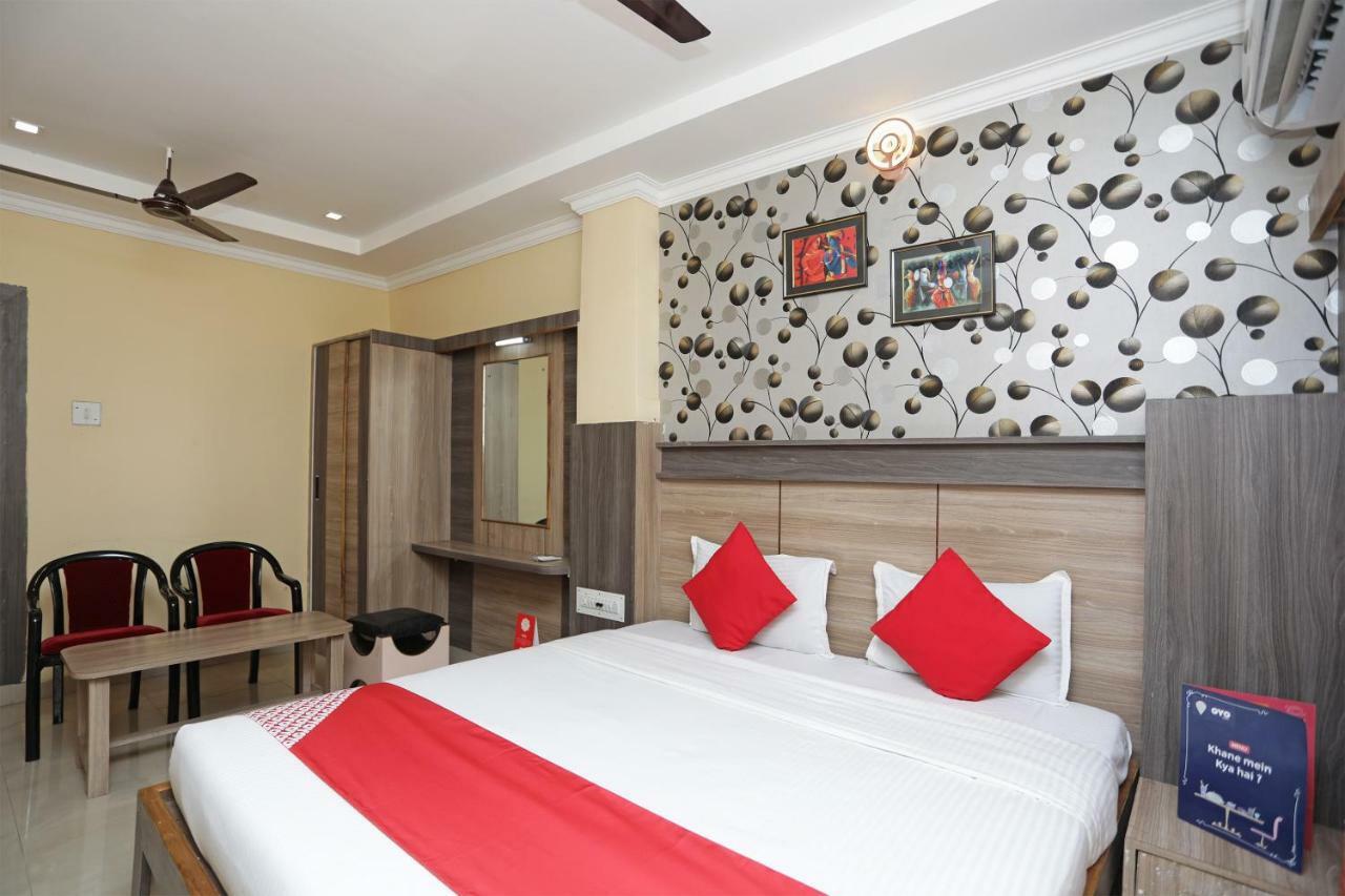 Oyo 4065 Hotel Richi Bhuvanesvar Kültér fotó